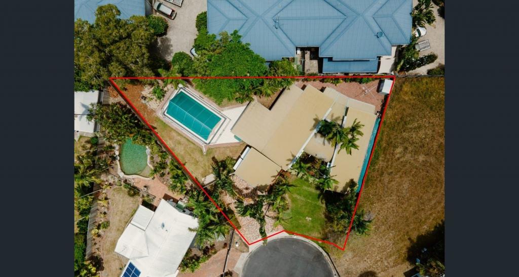 2 Michaelmas Cl, Clifton Beach, QLD 4879