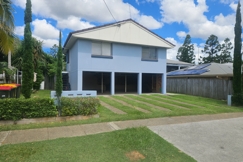 48 Archibald St, Fairfield, QLD 4103