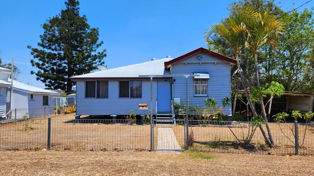 7 Walker St, Gayndah, QLD 4625