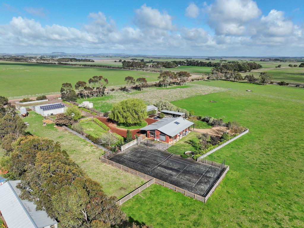 31 Mount Myrtoon Lane, Kariah, VIC 3260