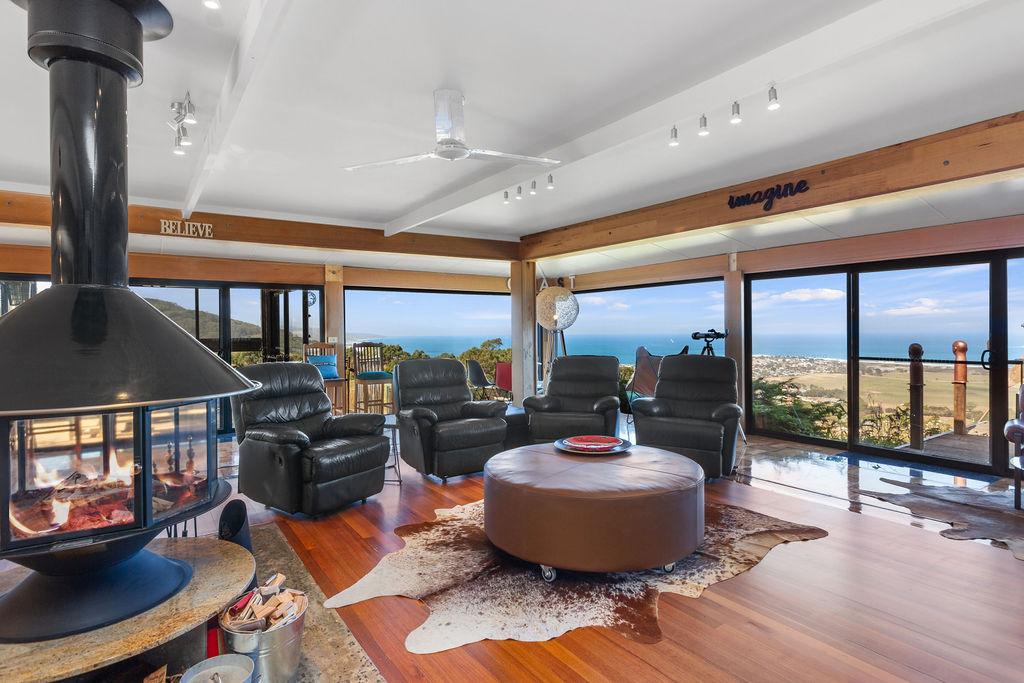 295 Montrose Ave, Apollo Bay, VIC 3233