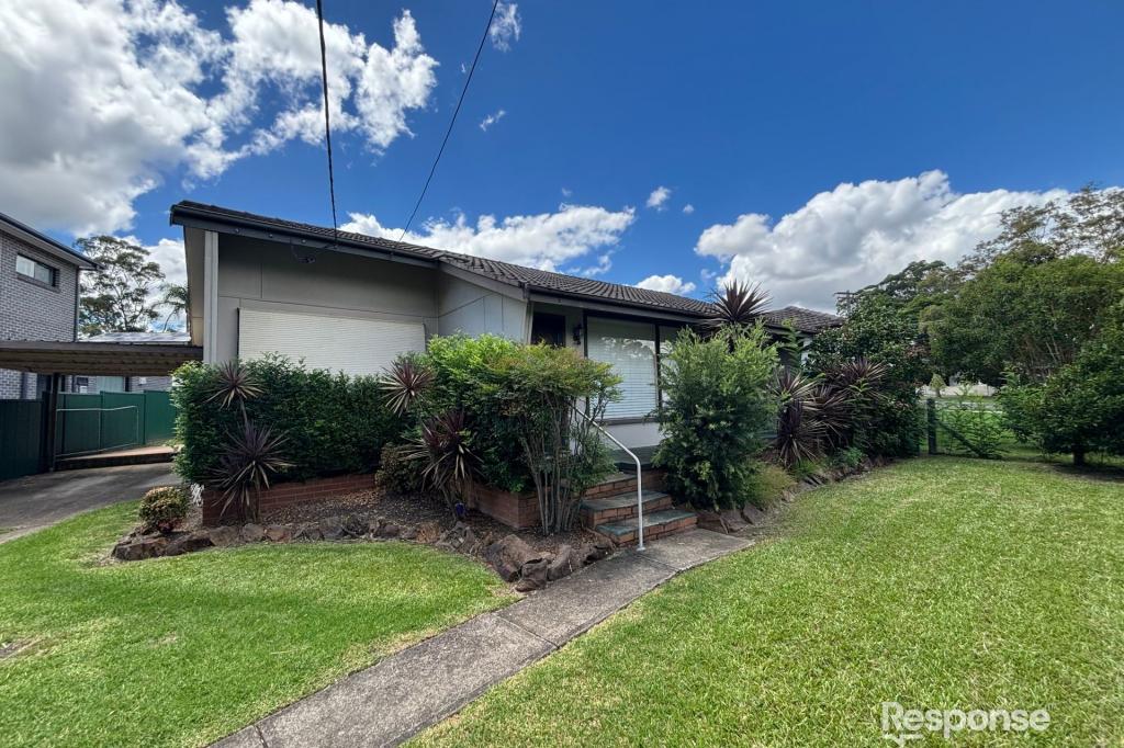 9 Henson St, Toongabbie, NSW 2146