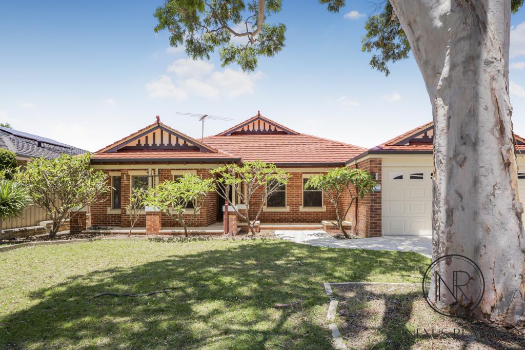 70 Golf Links Dr, Carramar, WA 6031