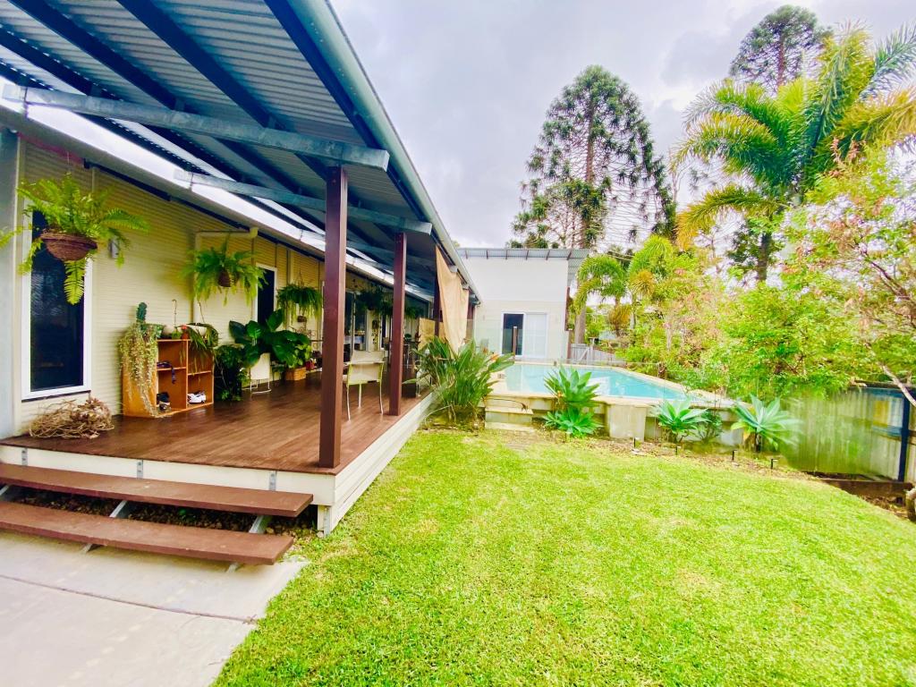 122 MOORINDIL ST, TEWANTIN, QLD 4565