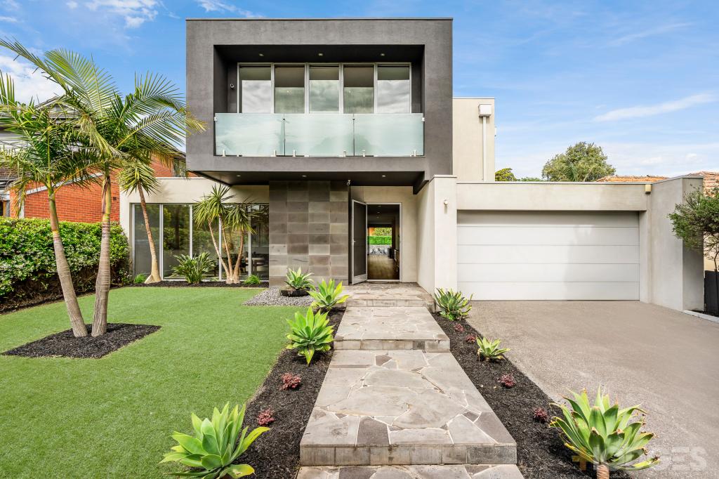 32 Welwyn Ave, Brighton East, VIC 3187