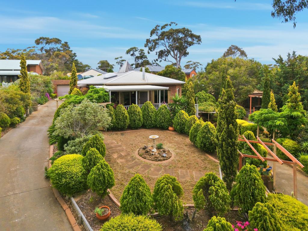 57 Signal Hill Rd, Dodges Ferry, TAS 7173