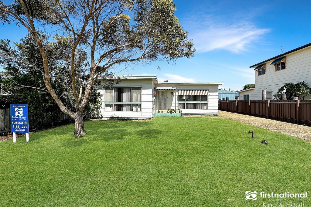 32 Palmers Rd, Lakes Entrance, VIC 3909