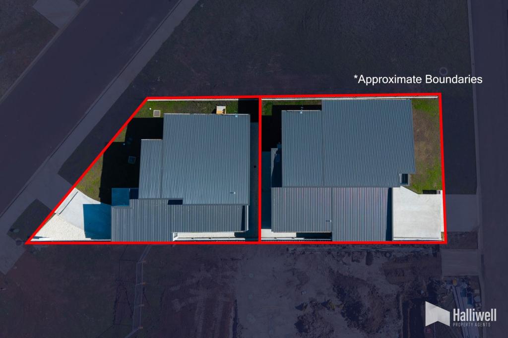 1 & 2/8 Spirit Way, Ambleside, TAS 7310