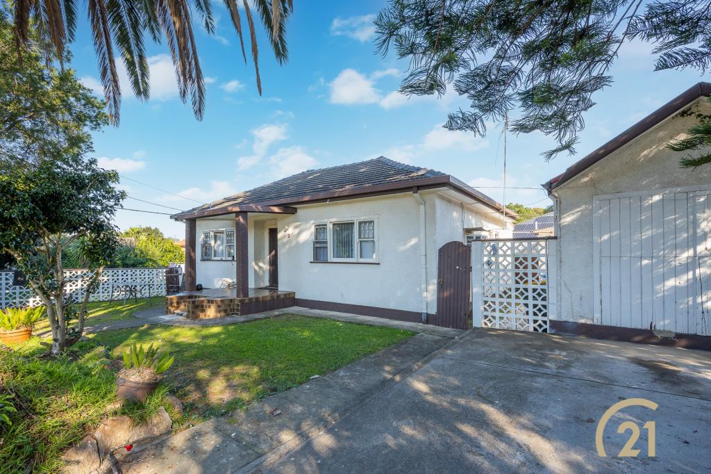 3 Clive St, Fairfield, NSW 2165