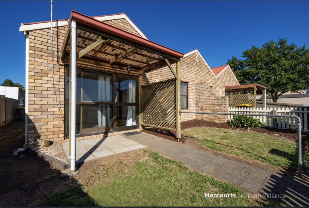 2/13 William St, Campbell Town, TAS 7210
