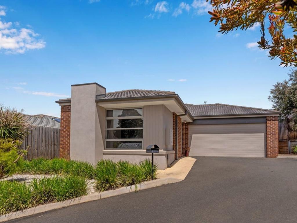 8/8 Silverdale Dr, Darley, VIC 3340