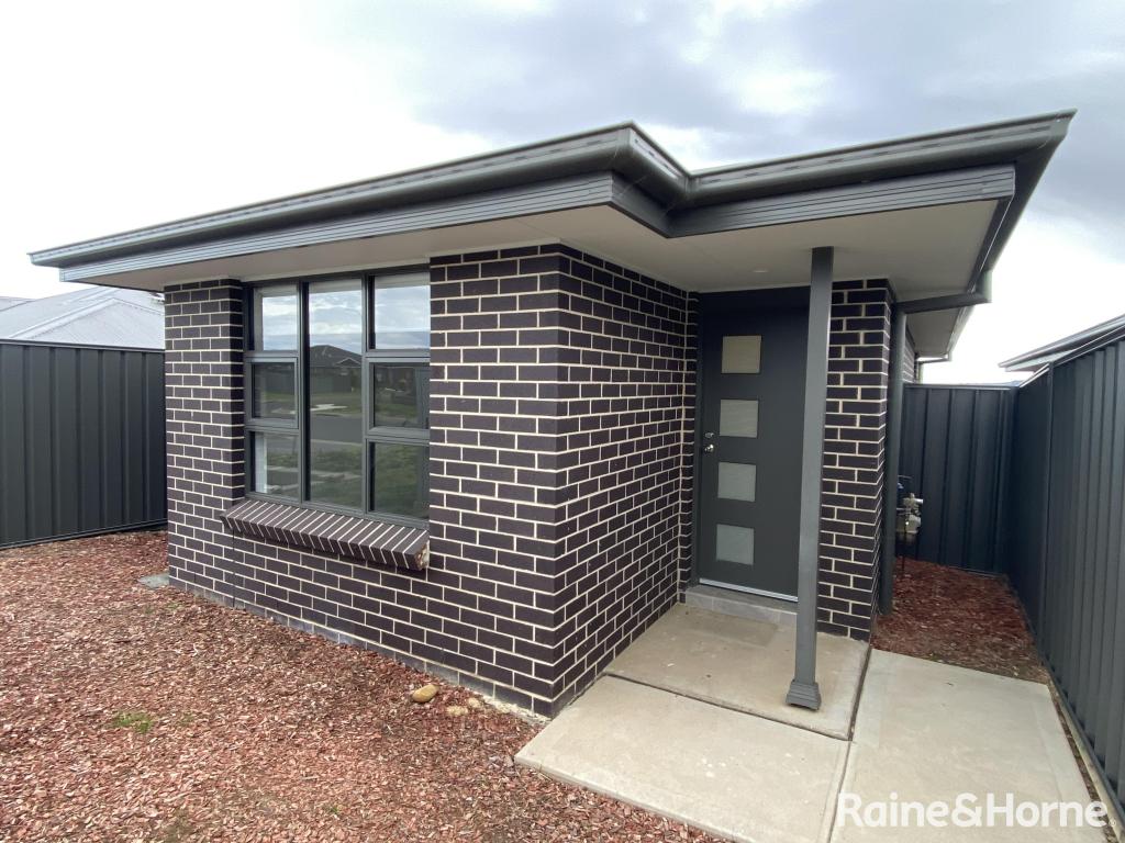 11a Stevenson Way, Orange, NSW 2800