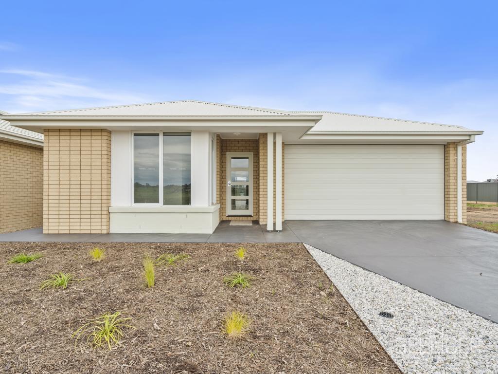 52 LAURINA RD, YARRAWONGA, VIC 3730