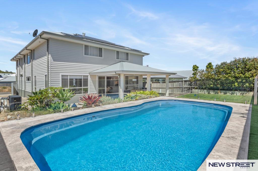 12 BREAKERS BVD, CATHERINE HILL BAY, NSW 2281