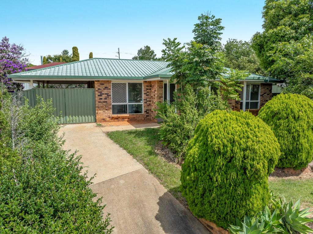 16 Reisling Ct, Wilsonton Heights, QLD 4350