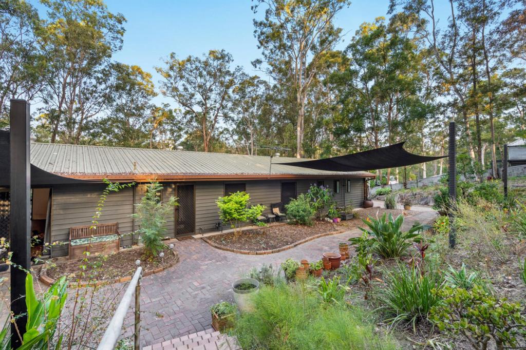 10 Thomas Ct, Cashmere, QLD 4500