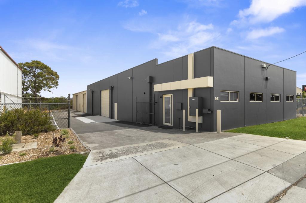 96 Tucker St, Breakwater, VIC 3219