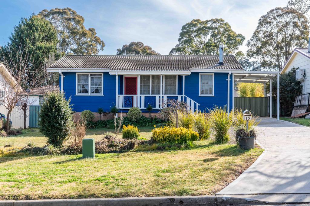 15 Algona Cres, Orange, NSW 2800