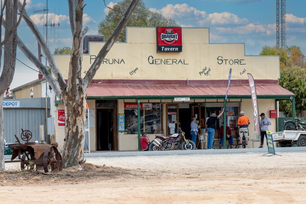 28 Railway Tce, Paruna, SA 5311