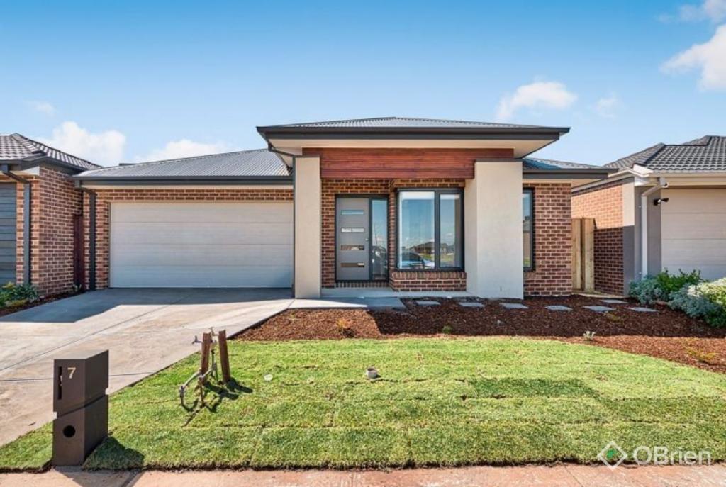 7 Fairford Rd, Thornhill Park, VIC 3335