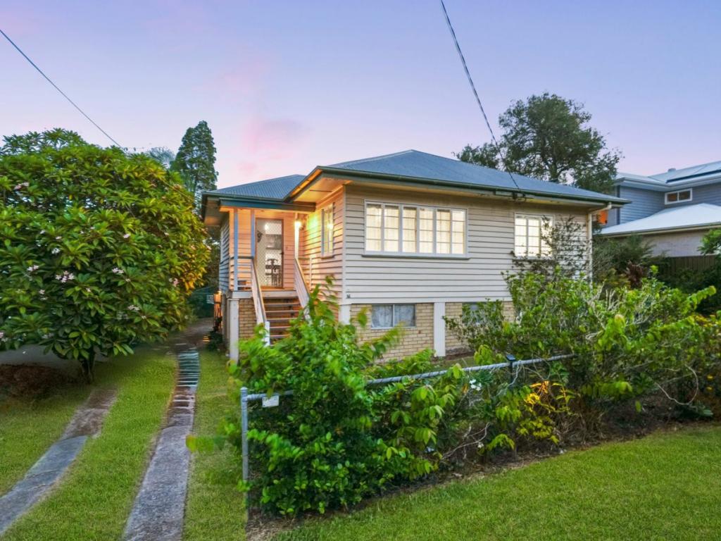 71 Eleanor St, Carina, QLD 4152