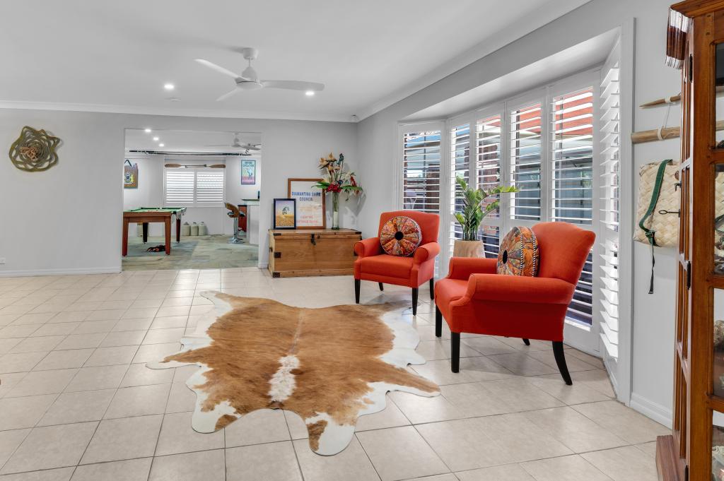 21 Alamau St, Benowa, QLD 4217