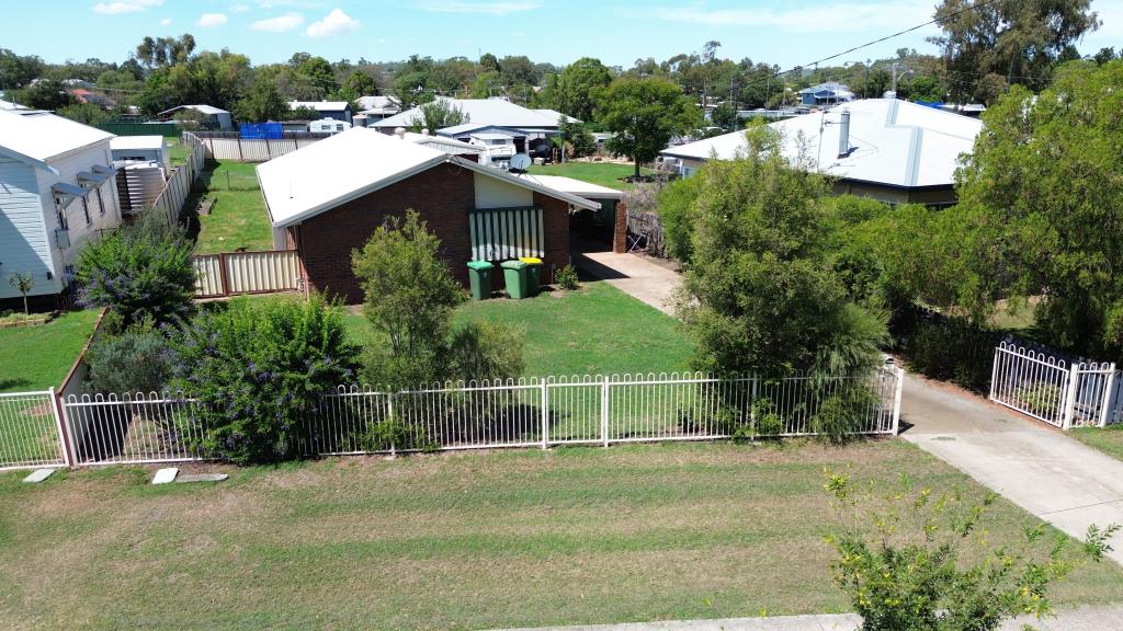 7 Mcdonald St, Oakey, QLD 4401