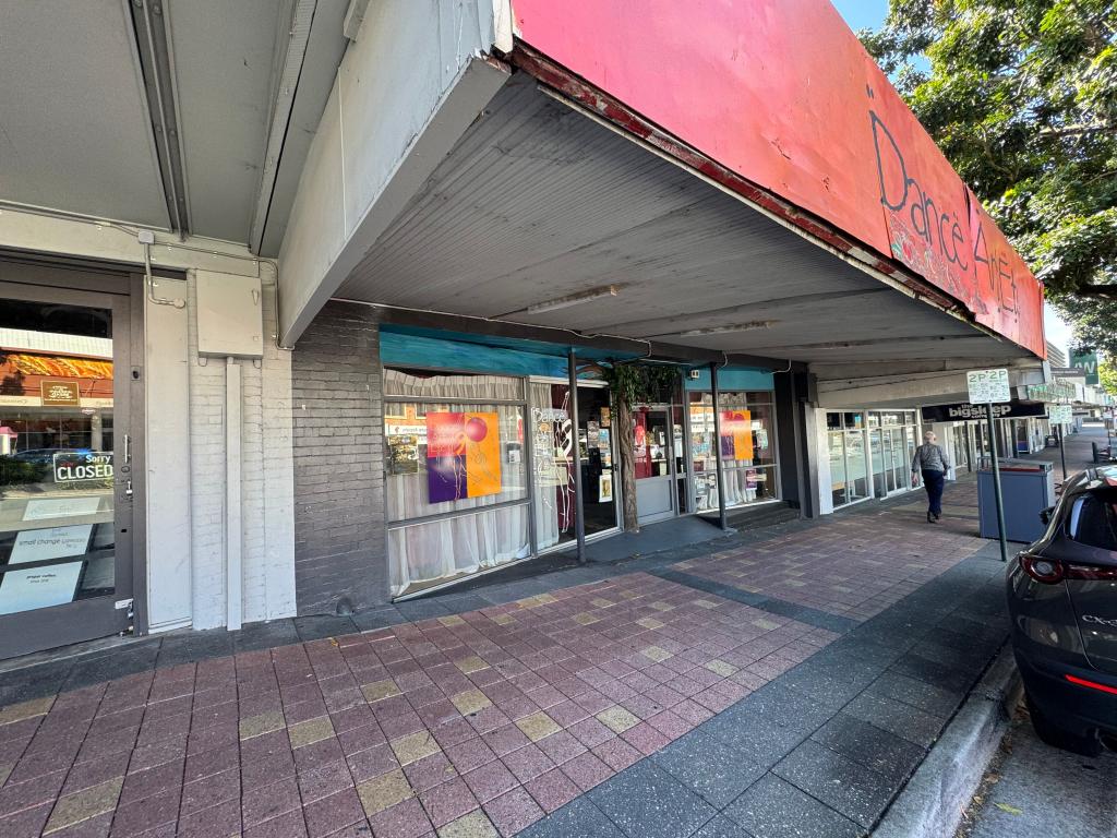 110-112 Currie St, Nambour, QLD 4560