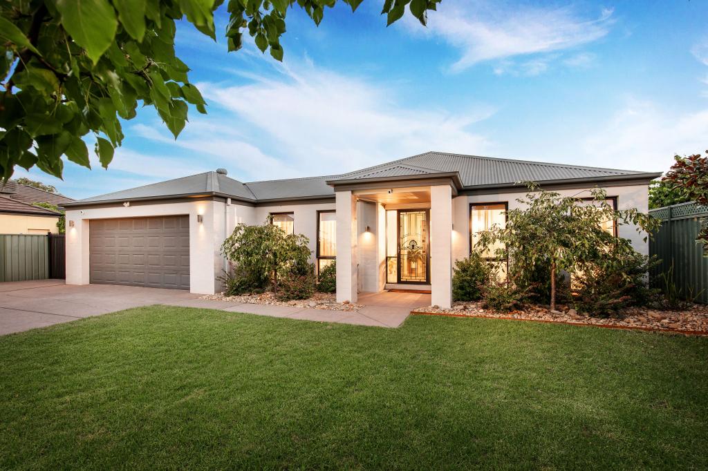 33 Terence Ave, East Albury, NSW 2640