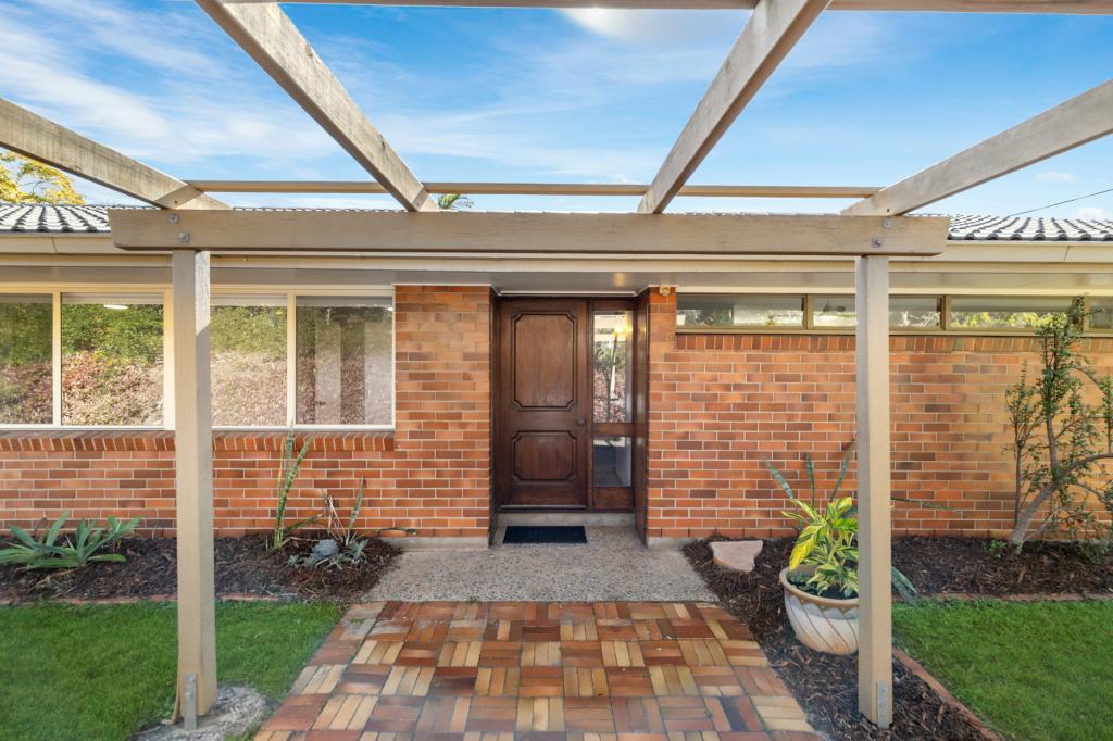 6 Strathspey St, Kenmore, QLD 4069