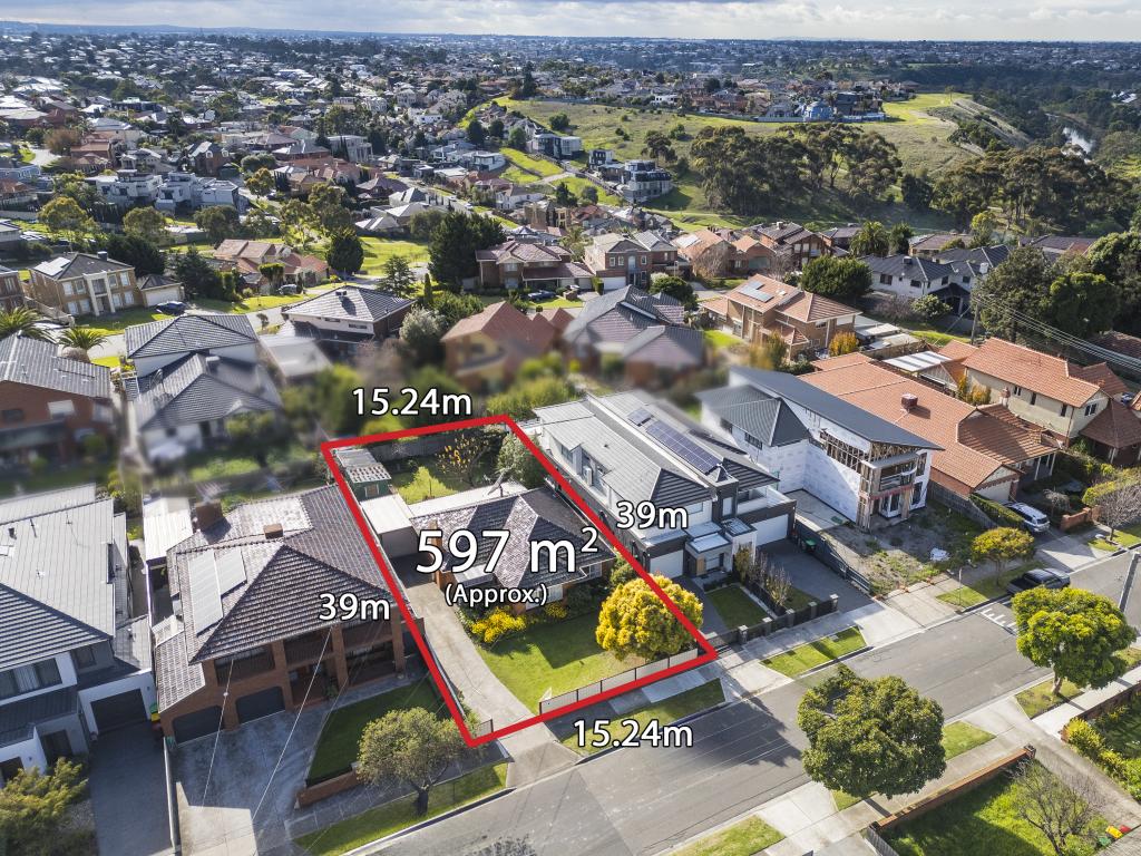 24 Macey Ave, Avondale Heights, VIC 3034