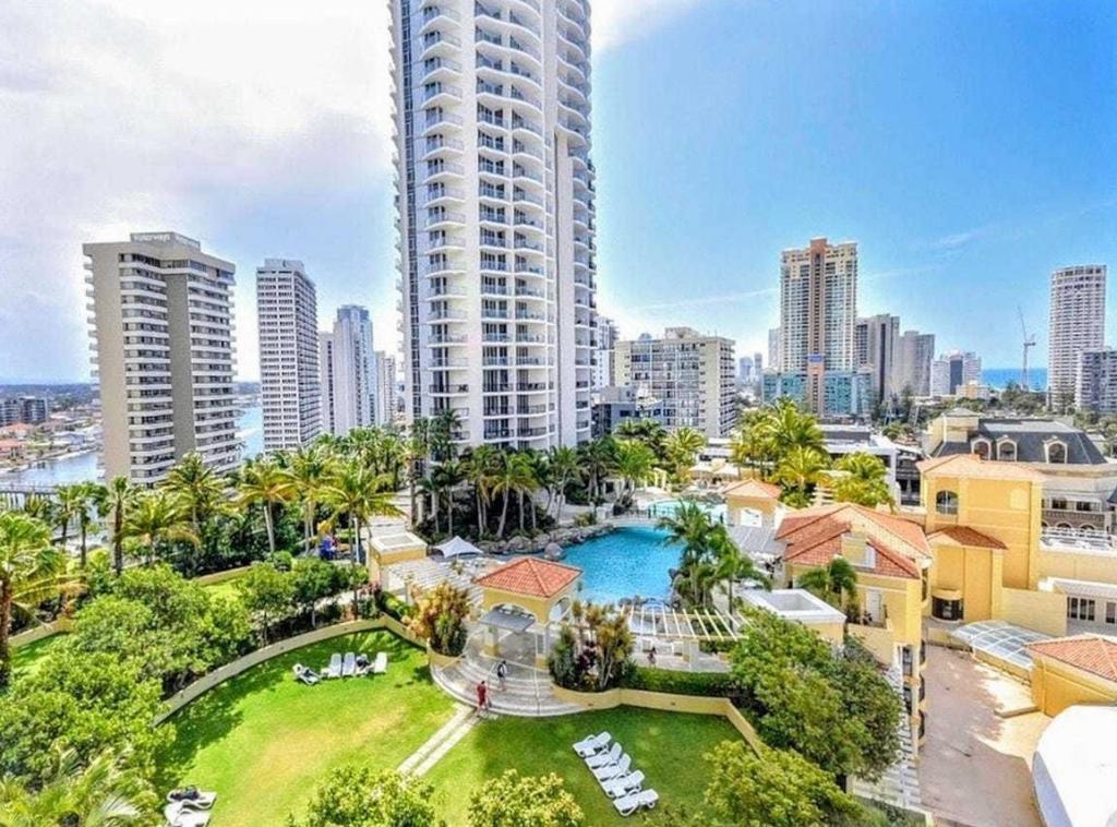 1114/23 Ferny Ave, Surfers Paradise, QLD 4217