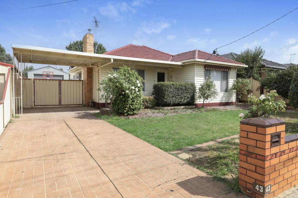 43 David St, Hadfield, VIC 3046