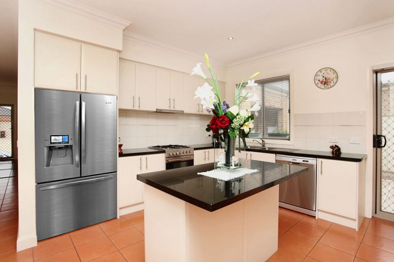 6 Hiraji St, Kurunjang, VIC 3337