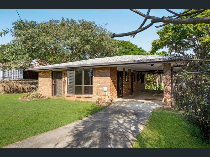 19 Lorrikeet St, Bundamba, QLD 4304