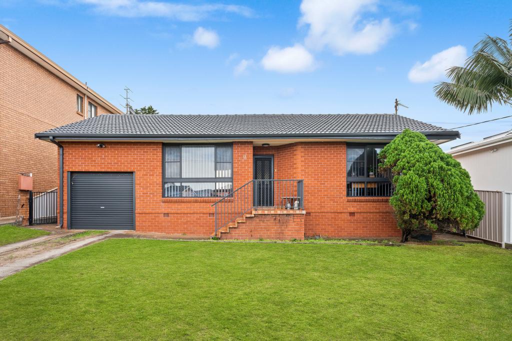 18 Matthews Cres, Port Kembla, NSW 2505