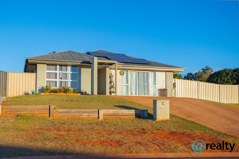 11 Jacaranda Ave, Kingaroy, QLD 4610