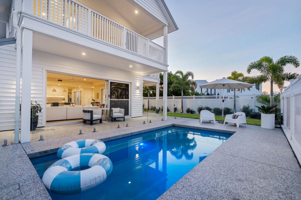 20 Oceania Way, Paradise Point, QLD 4216