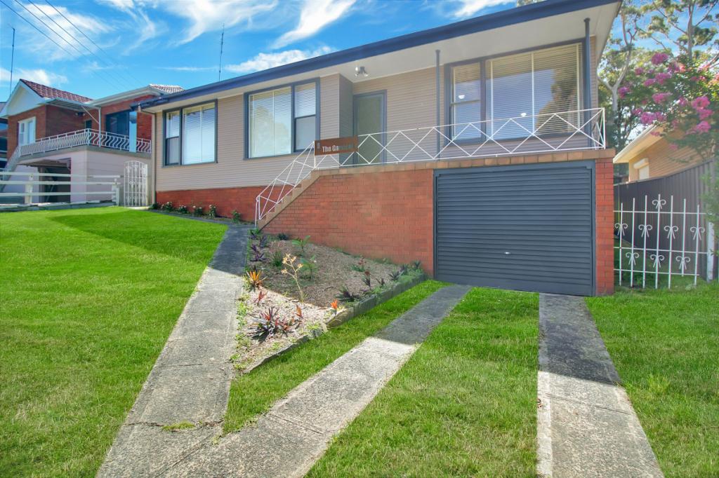 9 London Dr, West Wollongong, NSW 2500