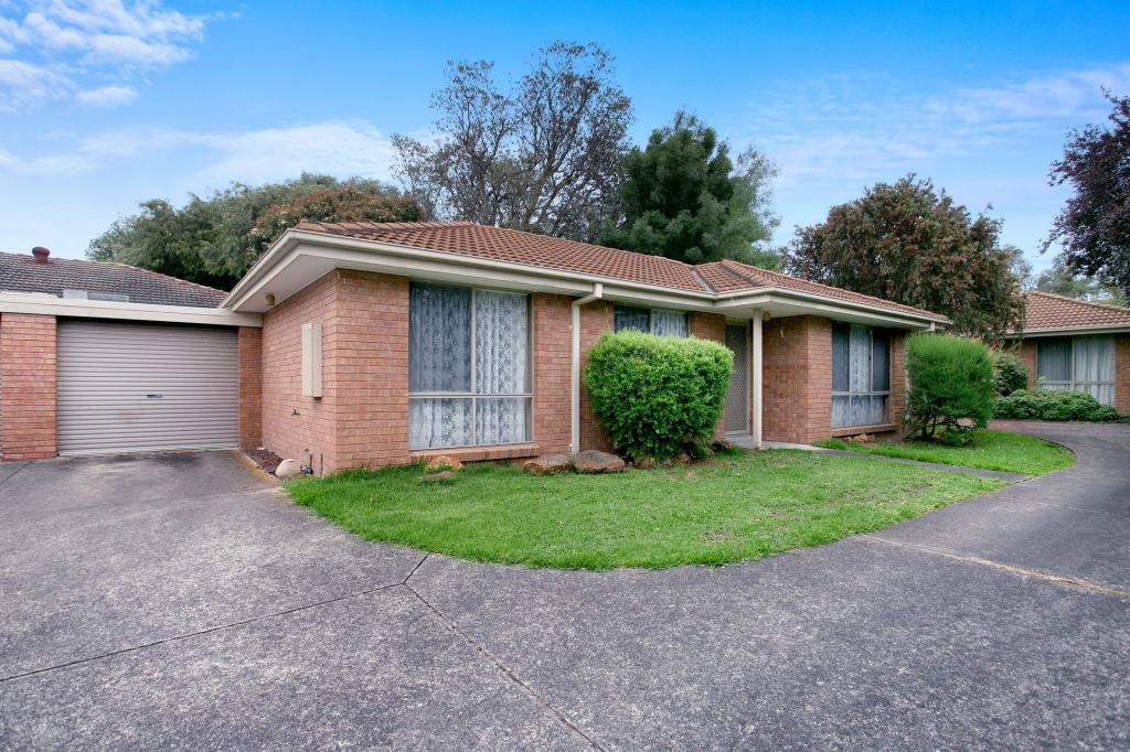 2/11 Lloyd St, Langwarrin, VIC 3910