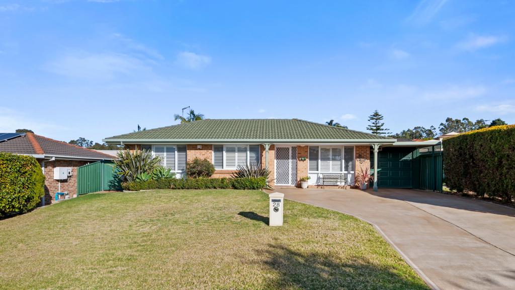 28 Bardolph Ave, Rosemeadow, NSW 2560