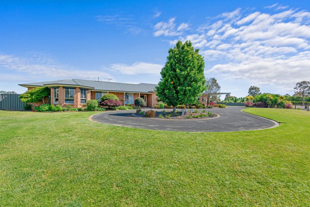 74 Sovereign Dr, Wurruk, VIC 3850