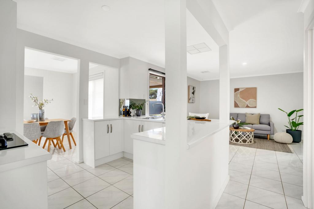 2 Wecoma Ct, Craigmore, SA 5114