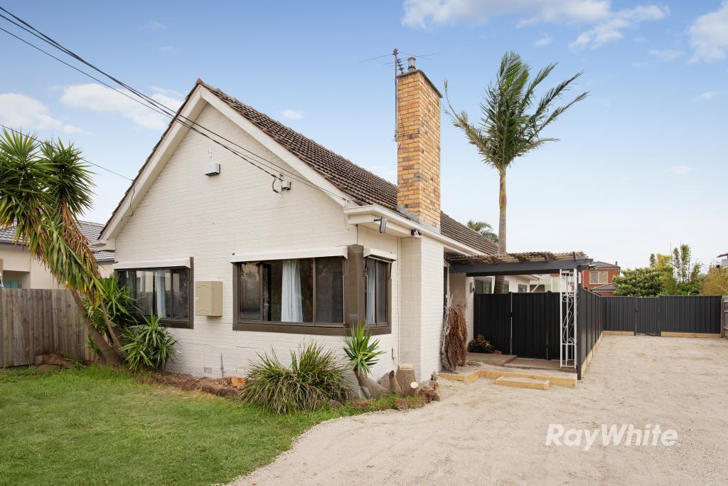 18 Mimosa Ave, Oakleigh South, VIC 3167