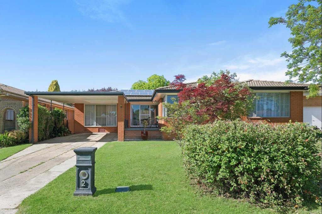 2 Benelong Pl, Orange, NSW 2800