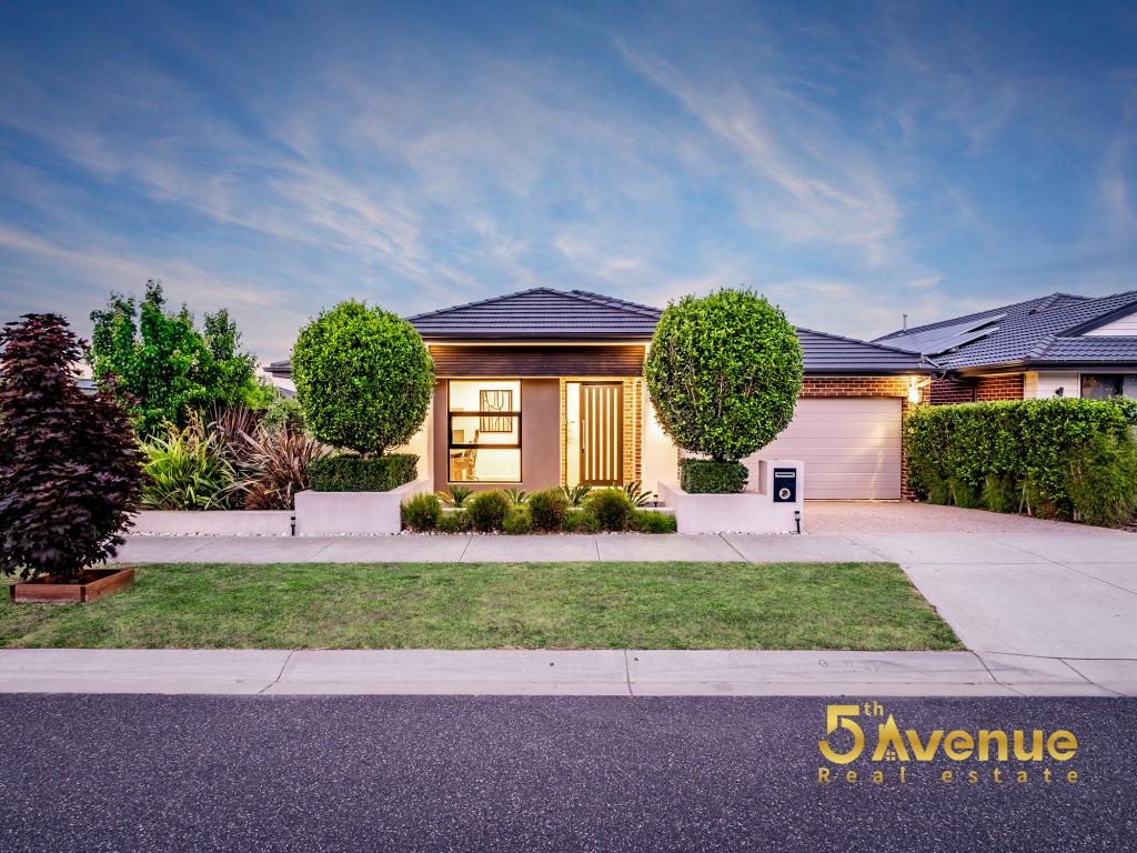 40 Gallant Dr, Clyde North, VIC 3978