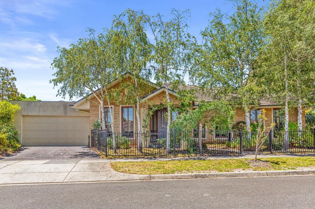 25A MILLER CRES, MOUNT WAVERLEY, VIC 3149