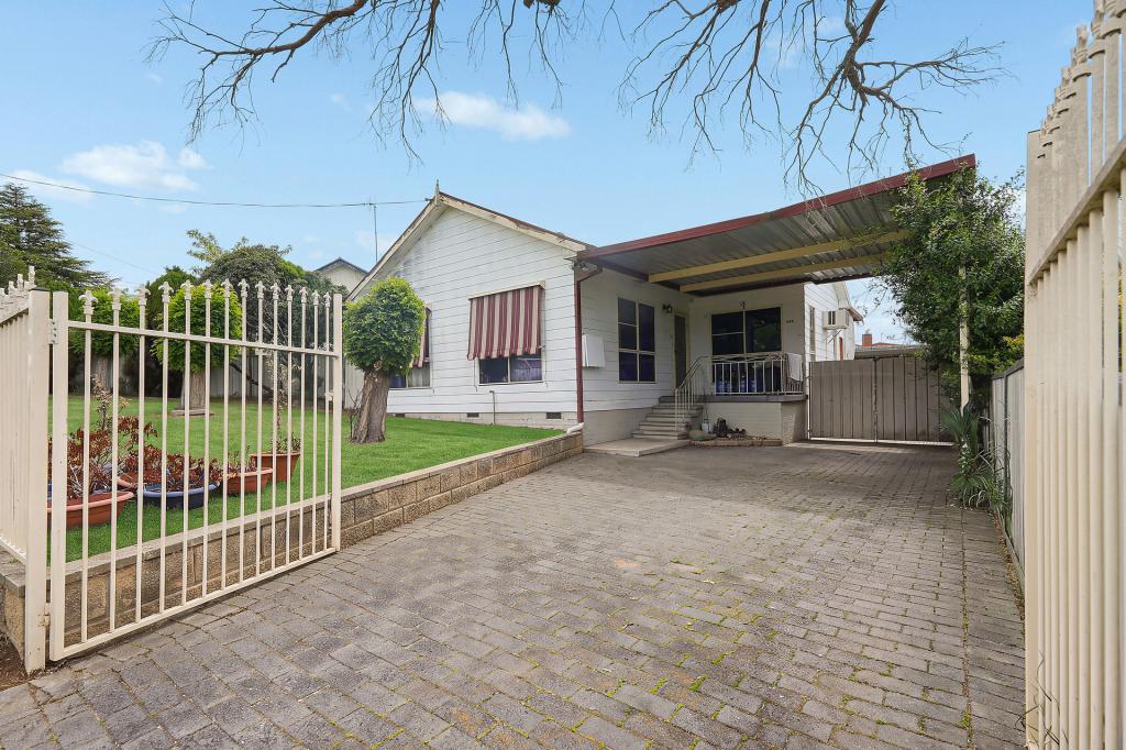 269 Peel St, West Bathurst, NSW 2795