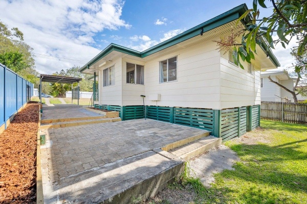 4 Higson St, Lawnton, QLD 4501