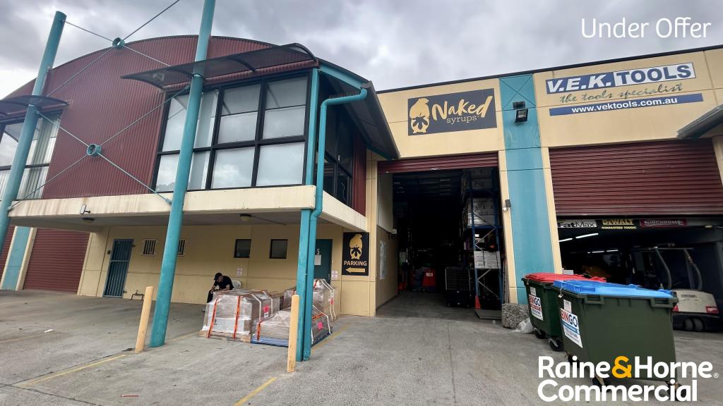 5/2 ASH RD, PRESTONS, NSW 2170